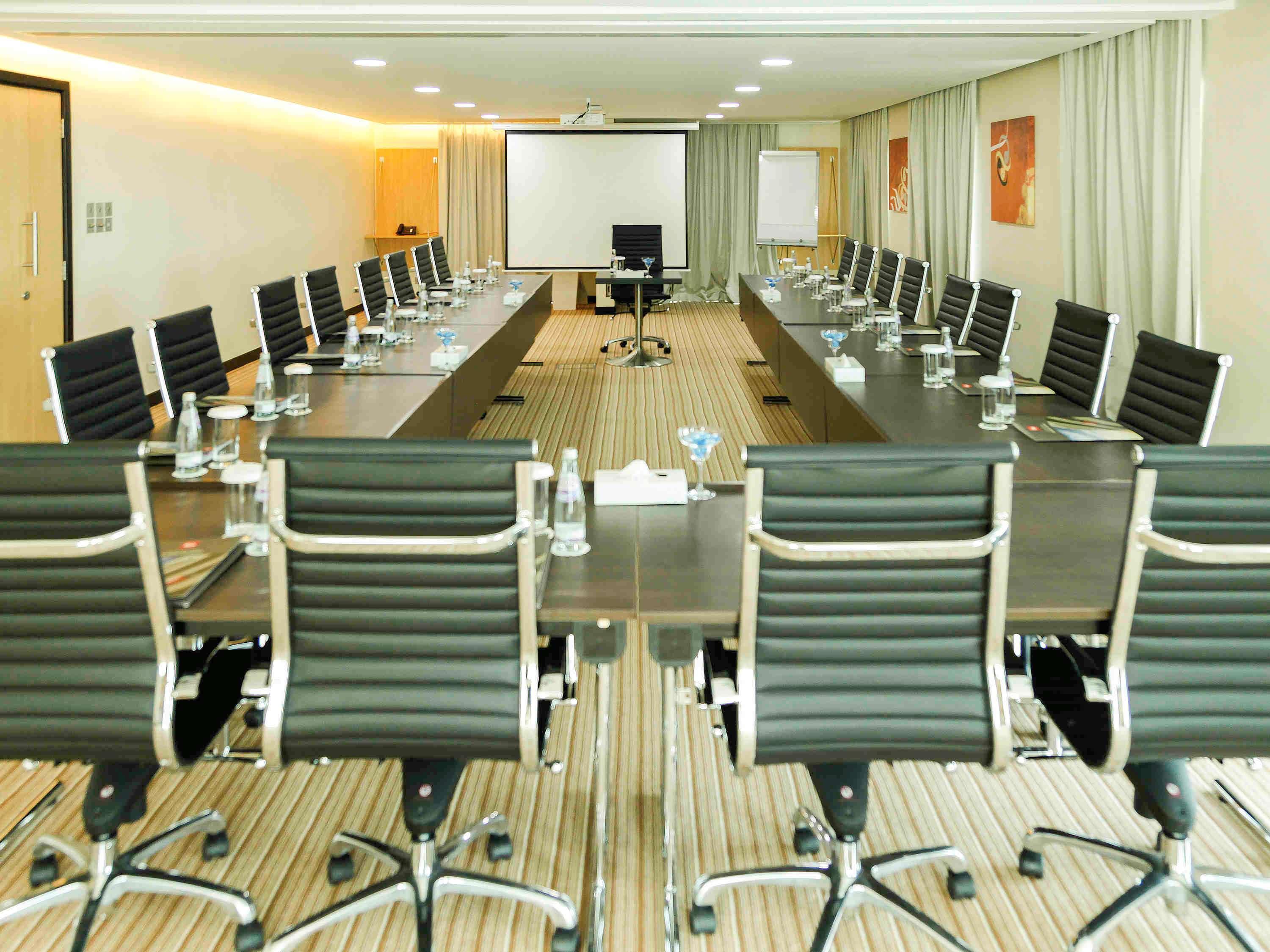Ibis Seef Al Manamah Esterno foto