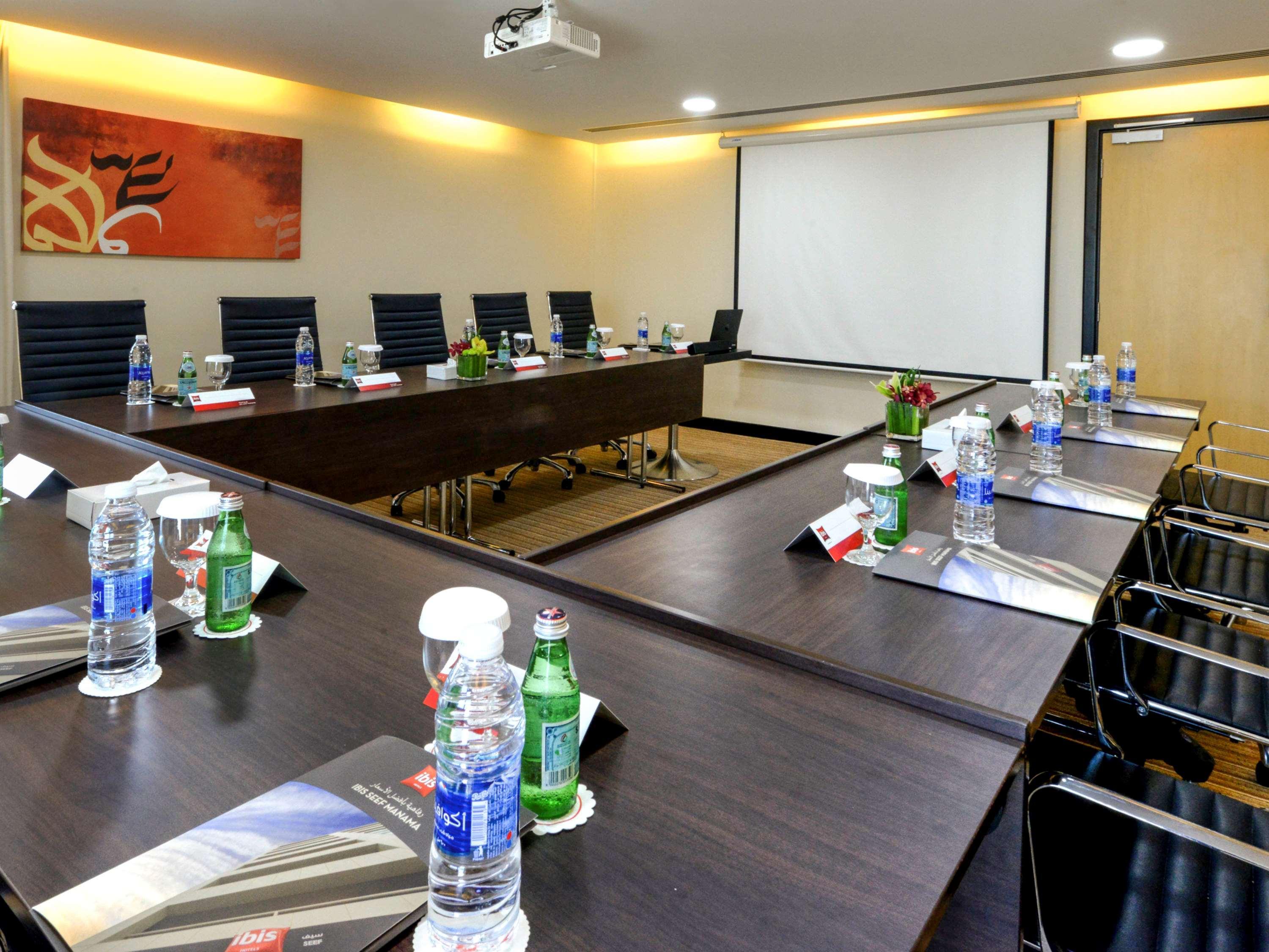 Ibis Seef Al Manamah Esterno foto