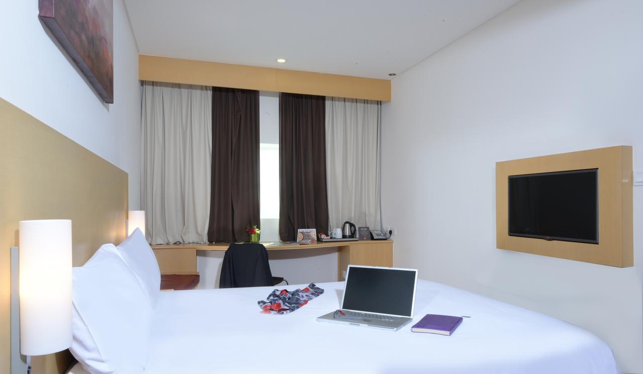 Ibis Seef Al Manamah Esterno foto